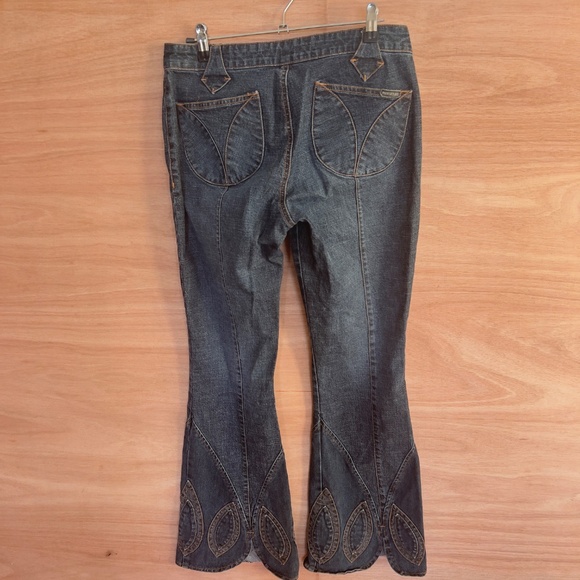 Parasuco Black Flare Jeans with Gold Stitching - Picture 6 of 7